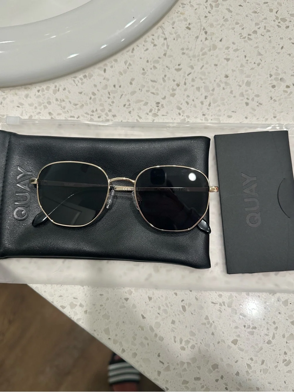 Quay “Big Time” Sunglasses